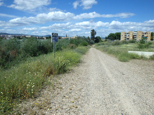 Riding up the left bank of the Rio Guadalquivir.